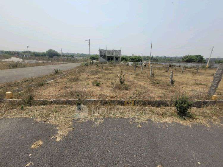 Plot For Sale  In Alur Lake