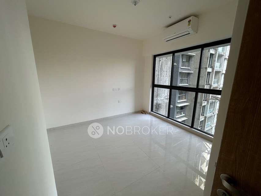 2 BHK Flat In Lodha Woods for Rent  In Kandivali East