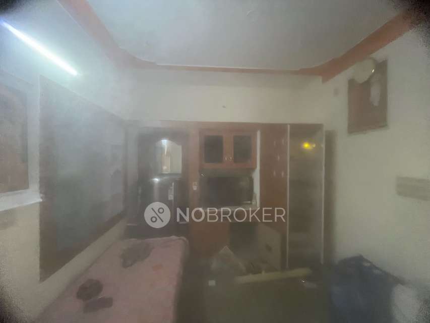 2 BHK House for Lease  In 6th B Cross