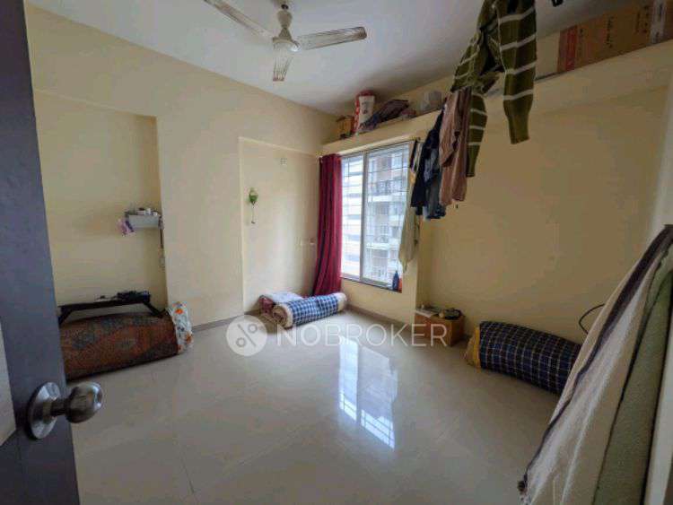 2 BHK Flat In Safal Oneiro Housing Society for Rent  In Safal Oneiro