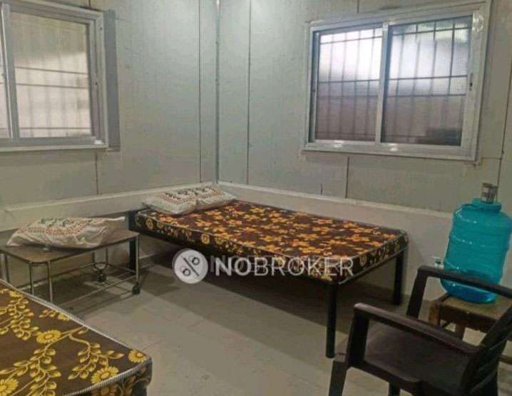 PG for Boys in Jijamata Park Road