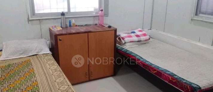 PG for Boys in Jijamata Park Road