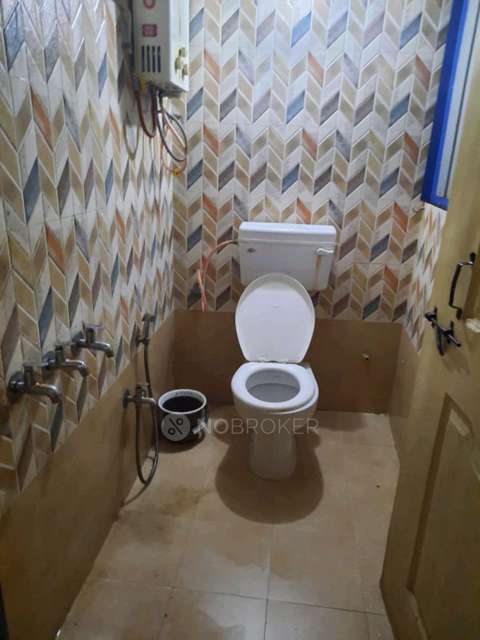 PG for Boys in Jijamata Park Road