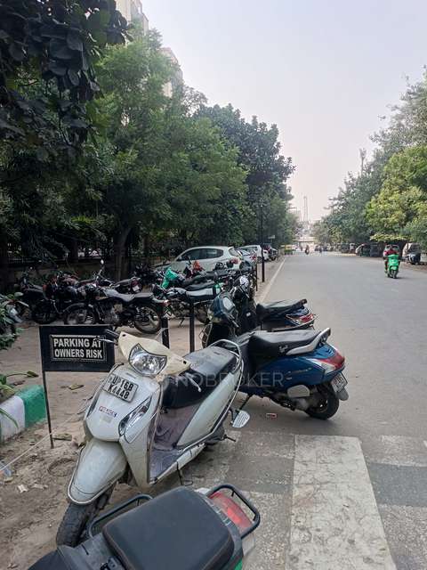 4 BHK Flat In Sikka Karmic Greens For Sale  In Sector 78