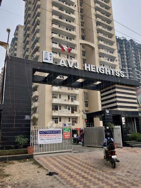 Shared Room for  In 1 BHK  In Avj Heights In Pari Chowk
