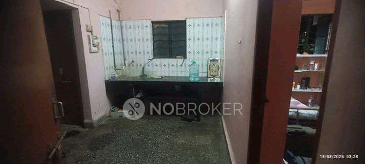 Single Room for Male In 1 BHK  In Tushar Housing Society Pune Station In Tushar Housing Society, 109, Tadiwala Rd, Sangamvadi, Pune, Maharashtra 411001, India