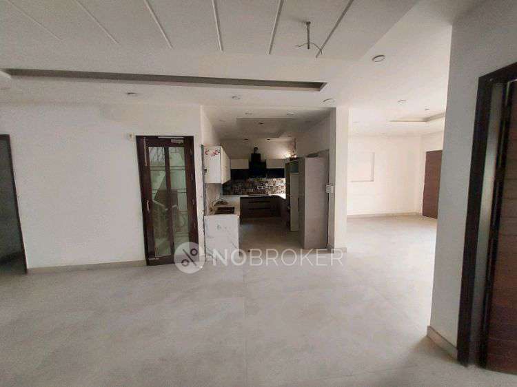 3 BHK Flat In Sector 19 for Rent  In Sector 19