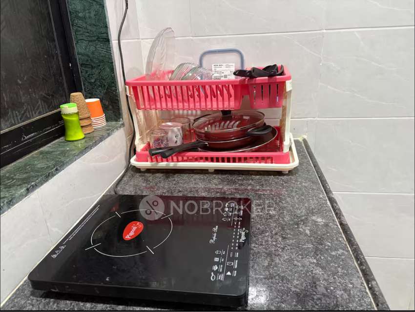 1 BHK House for Rent  In  Malad West