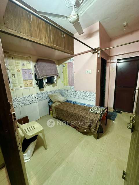 1 BHK Flat In Mahatma Phule Nagar Society  for Rent  In Nariman Point