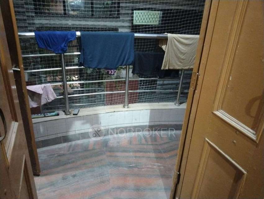 Single Room for Male In 2 BHK  In Burari