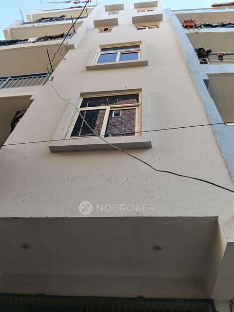 1 RK Flat In Ram Kiran Bhavan for Rent  In Sector 69
