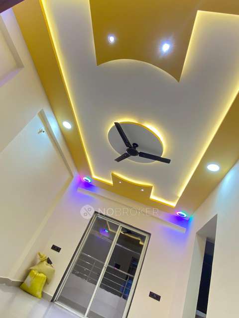 1 BHK Flat In Golden Plaza Society  for Rent  In Manjri Bk