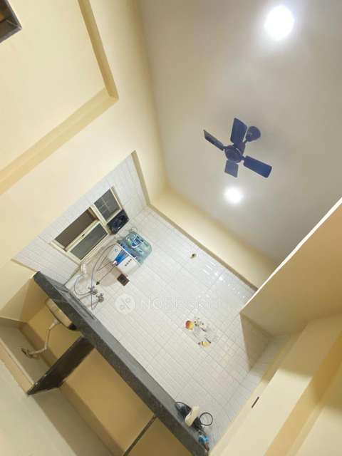 1 BHK Flat In Golden Plaza Society  for Rent  In Manjri Bk