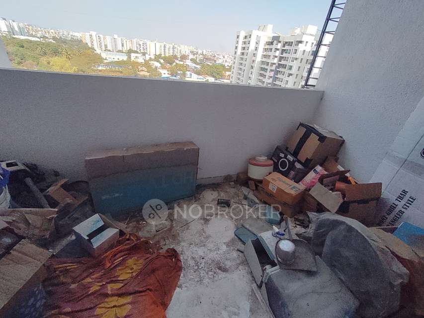 2 BHK Flat In Kumar Pebble Park for Rent  In Hadapsar