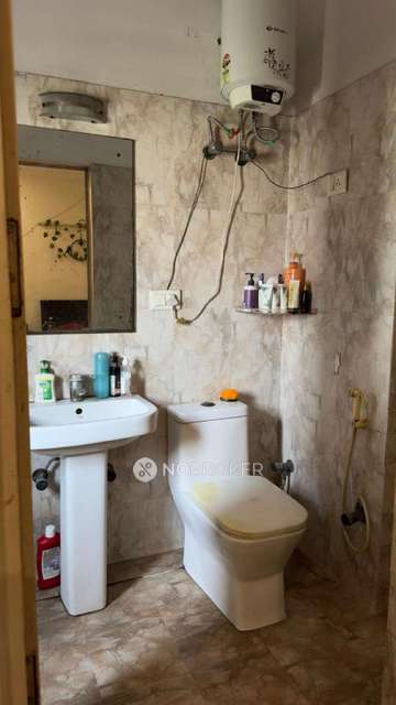 3 BHK Flat In Jalvayu Vihar, Jal Vayu Vihar For Sale  In Sector 21