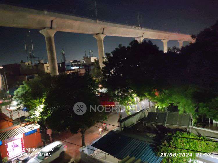 1 RK Flat In Dda Flats  For Sale  In Jasola Vihar,