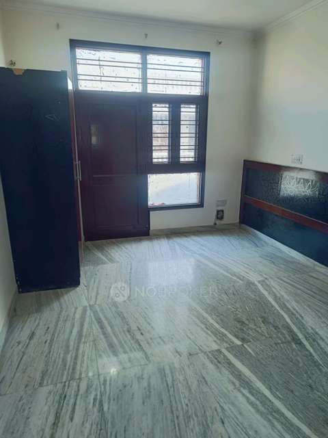 2 BHK House for Rent  In Sector 31