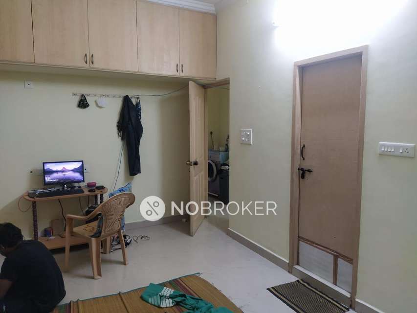 2 BHK Flat In Shristi Apartment For Sale  In Velachery