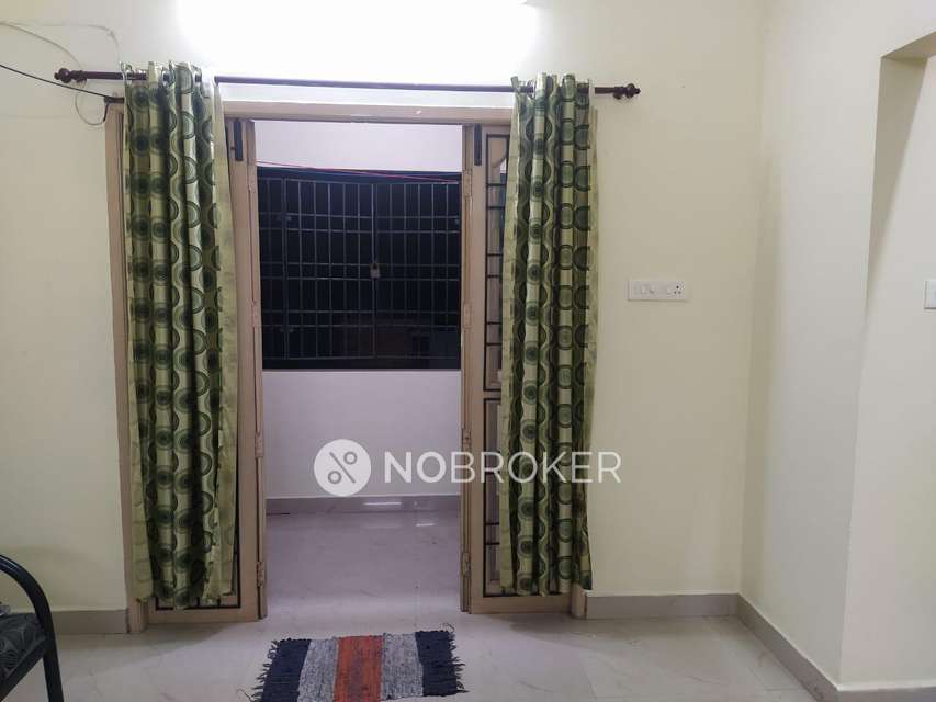 2 BHK Flat In Shristi Apartment For Sale  In Velachery