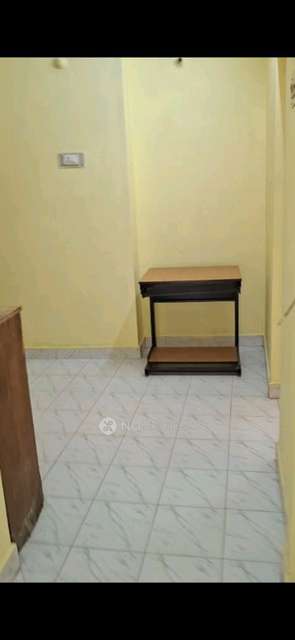 Shared Room for Male In 2 BHK  In 4307, Muttukkaranchavadi, Azhakandeeswarar Nagar, Chennai, Tamil Nadu 600097, India