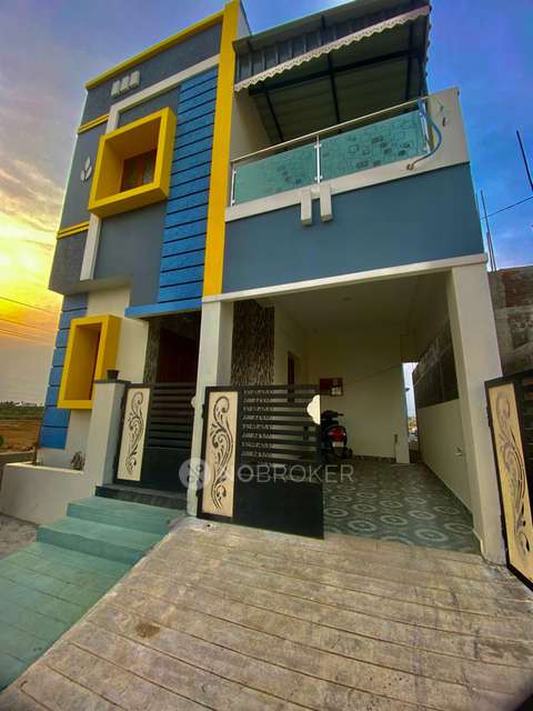 3 BHK House for Rent  In Kayarambedu 