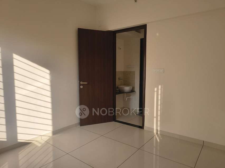 2 BHK Flat In Vj Yashwin Supernova Wakad for Rent  In 33 Milestone