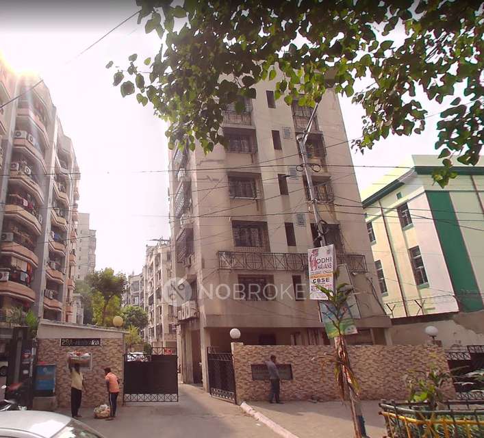3 BHK Flat In Aieshwaram Apartment  For Sale  In Shapur Baug