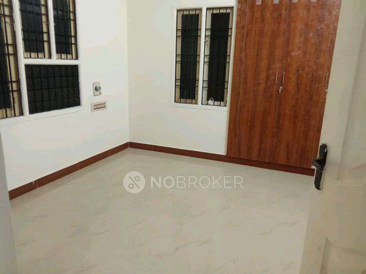 2 BHK Flat In Balaji Apartment, Hasthinapuram, Tambaram for Rent  In 3rd Main Road