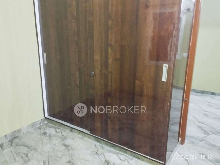 1 BHK Flat for Rent  In Halasuru