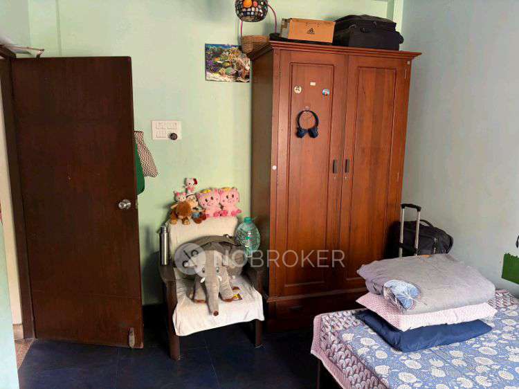 Single Room for Female In 3 BHK  In Fairmont Garden In Manapakkam