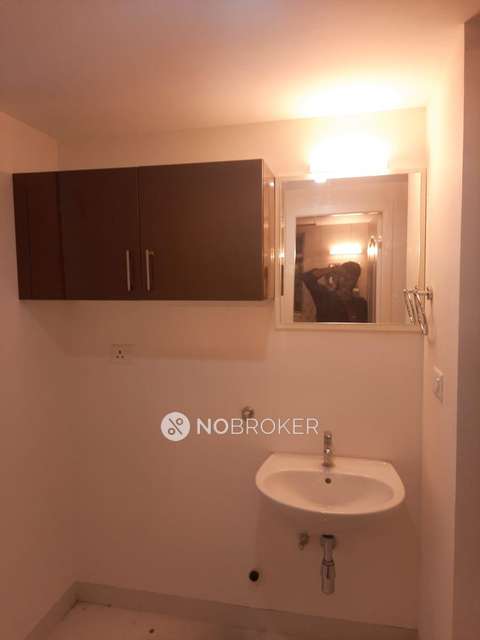 2 BHK Flat In Casagrand Primera, Manapakkam For Sale  In Manapakkam