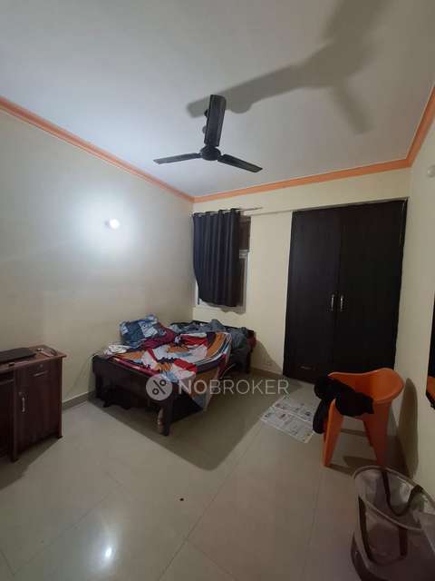 3 BHK Flat In Amrapali Castle, Chi-v for Rent  In Amrapali Castle