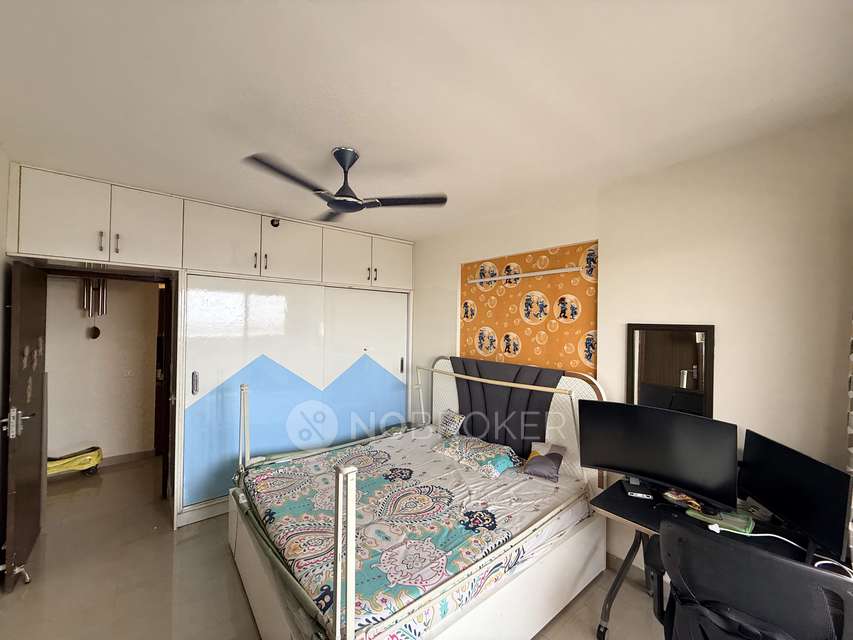 3 BHK Flat In Ramprastha City The Edge Towers, Sector 37d for Rent  In Sector 37d