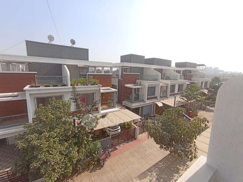 4 BHK House for Rent  In Charholi Budruk