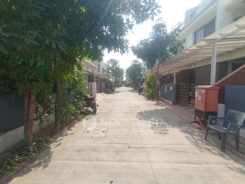 4 BHK House for Rent  In Charholi Budruk