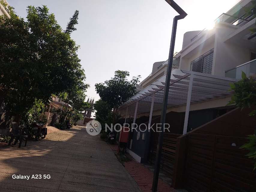 4 BHK House for Rent  In Charholi Budruk