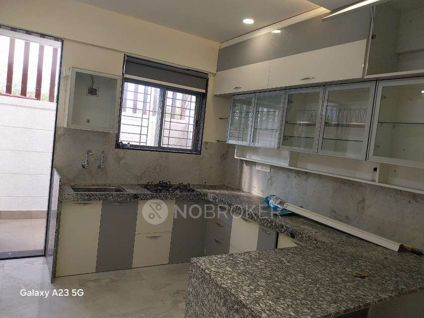 4 BHK House for Rent  In Charholi Budruk