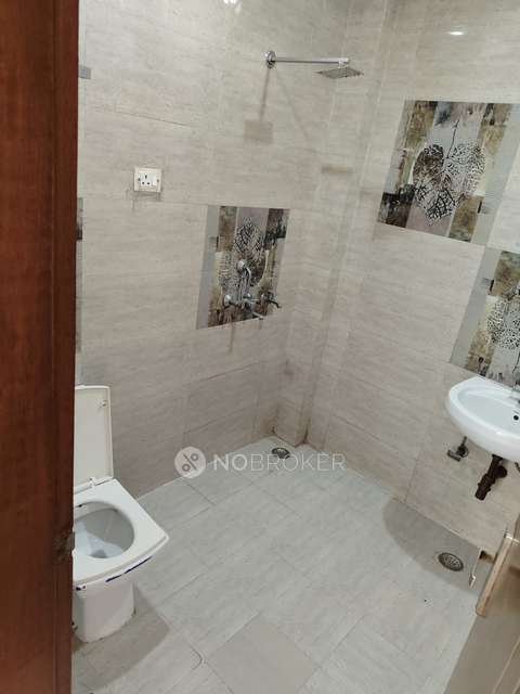 4 BHK Flat For Sale  In Vasundhara