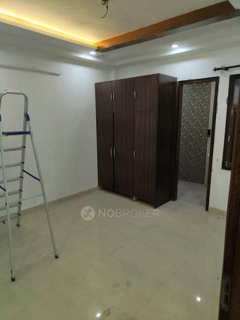 4 BHK Flat For Sale  In Vasundhara