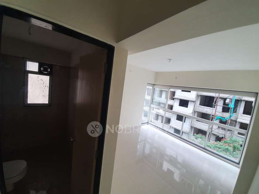 3 BHK Flat In Godrej Central, Chembur For Sale  In Godrej Central Shell Towers