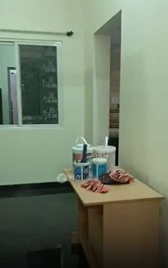 2 BHK Flat In Standlone Building for Rent  In Halasuru