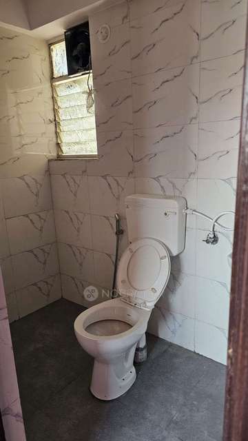 2 BHK Flat In Gkg The Kings Way for Rent  In Ghorpadi