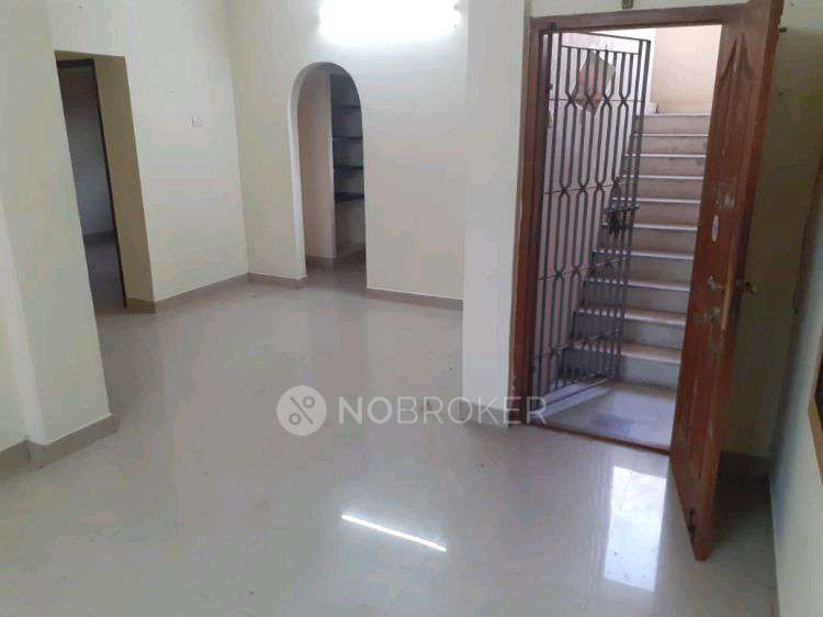 2 BHK Flat In Sk Vaibhav  for Rent  In South Sivan Koil Street