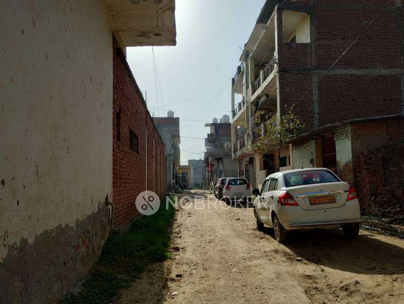 1 BHK House for Rent  In Girdharpur Sunarasi