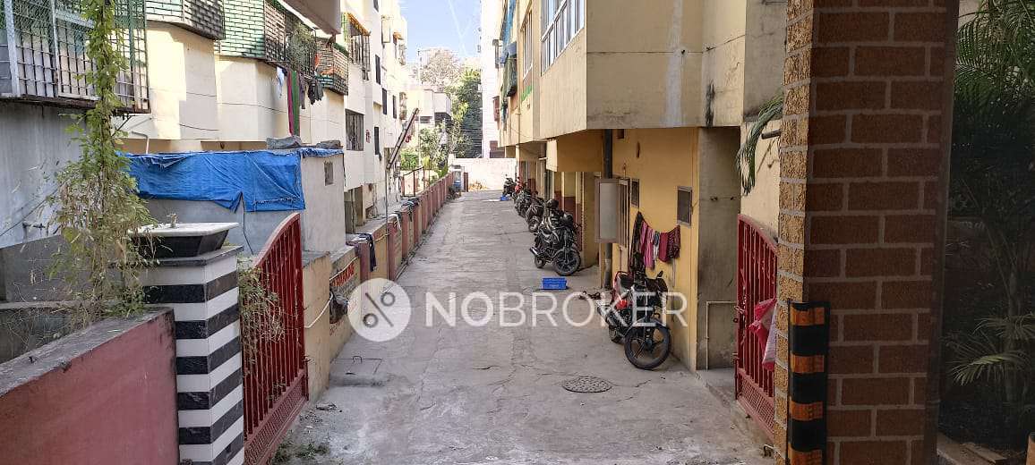 Showroom in Tarnaka, Hyderabad for sale 