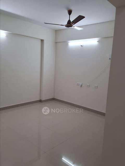 Single Room for Female In 2 BHK  In Eden Garden Tathawade, Pimpri Chinchwad In Tathawade