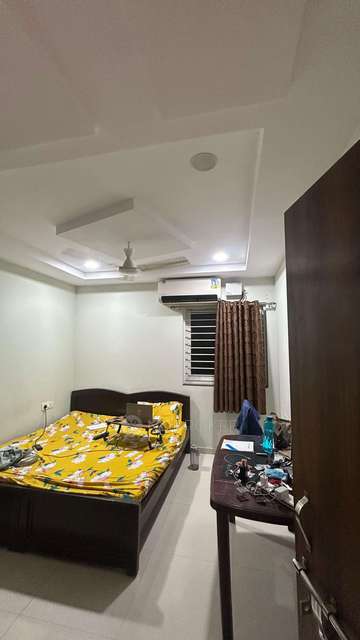 Single Room for Male In 3 BHK  In Rrr Arcade In  Gachibowli