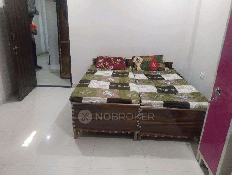 PG for Anyone in Vijay Vihar Silokhra Road Sector 30