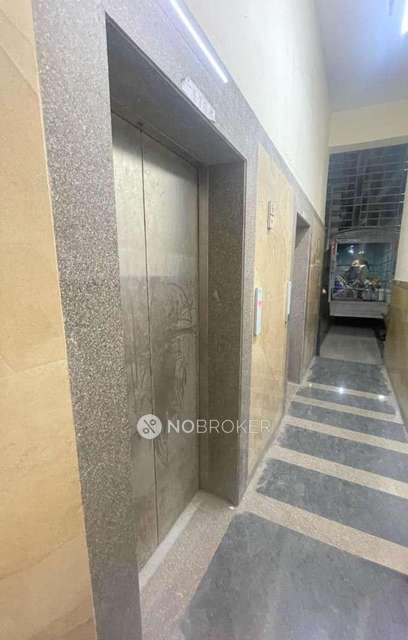 1 BHK Flat In Sra Mahalaxmi Building For Sale  In Saat Rasta