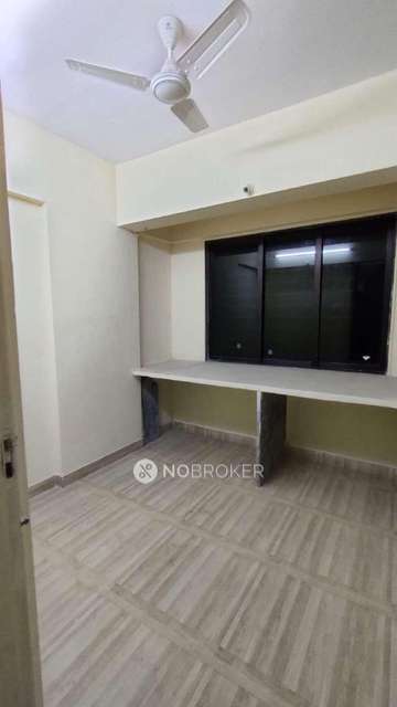 1 BHK Flat In Sra Mahalaxmi Building For Sale  In Saat Rasta